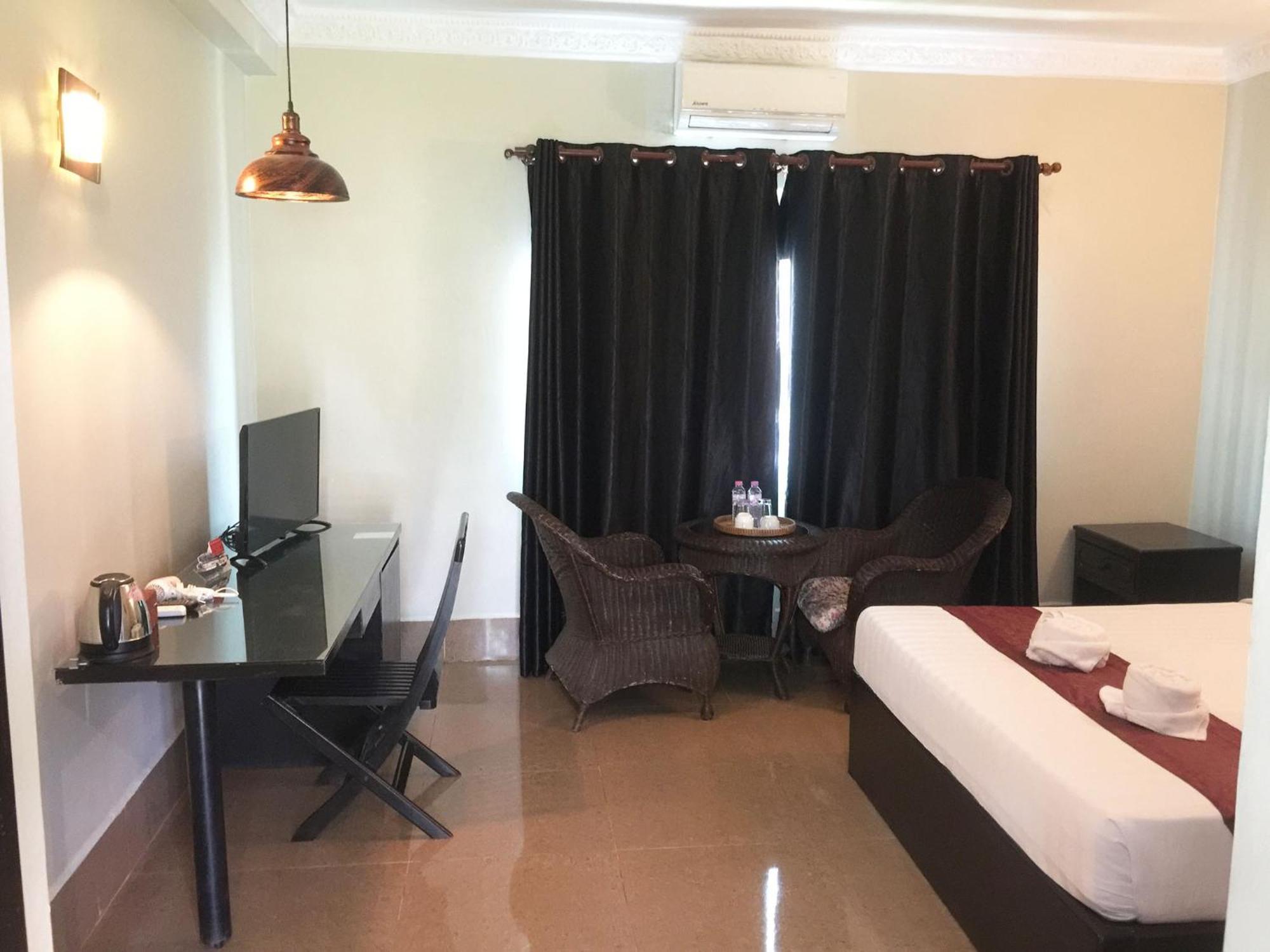 Central Night Hotel Siem Reap Buitenkant foto