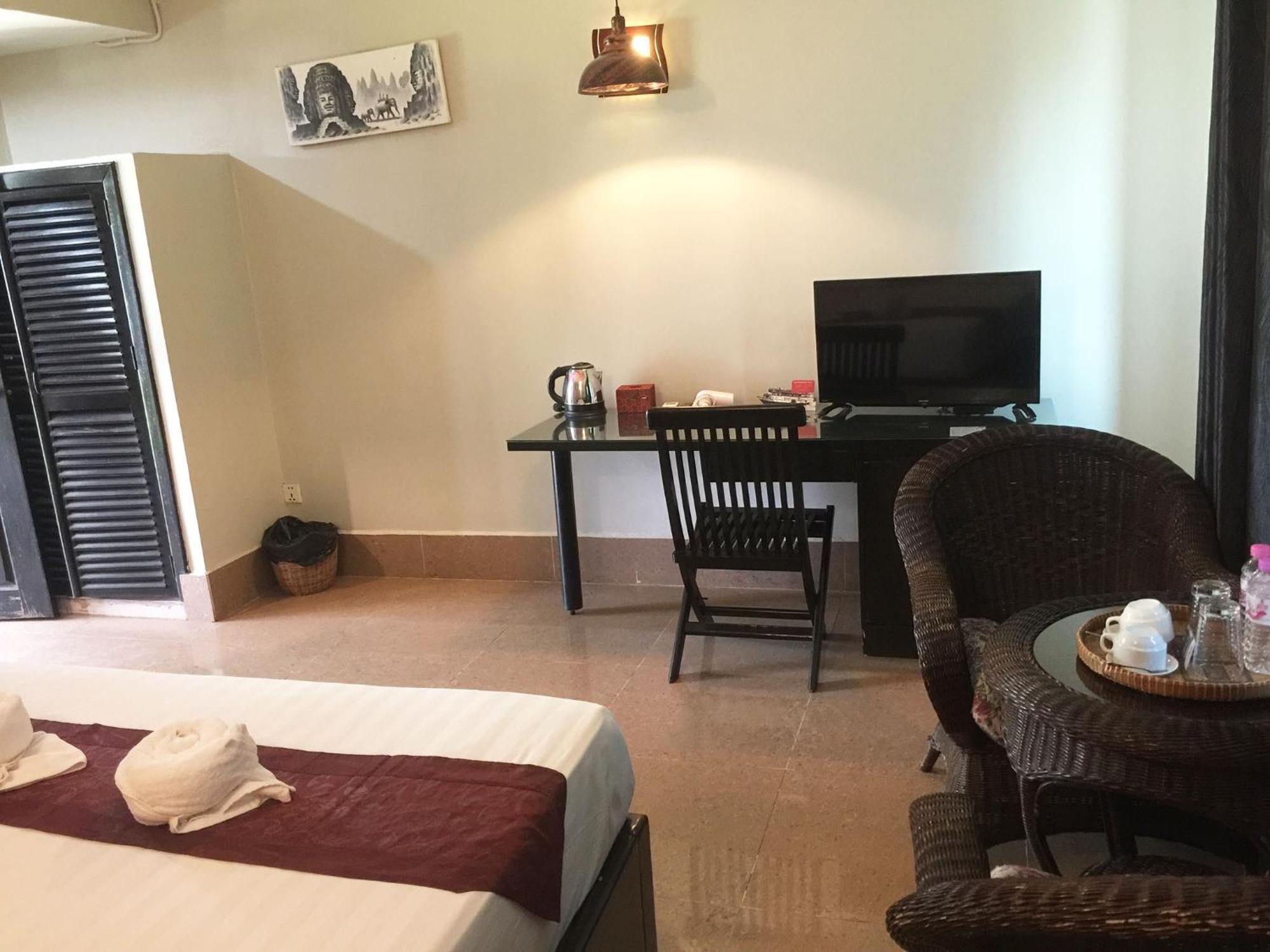 Central Night Hotel Siem Reap Buitenkant foto