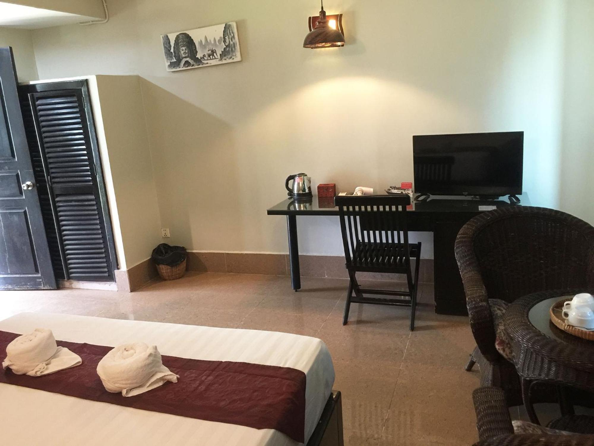 Central Night Hotel Siem Reap Buitenkant foto